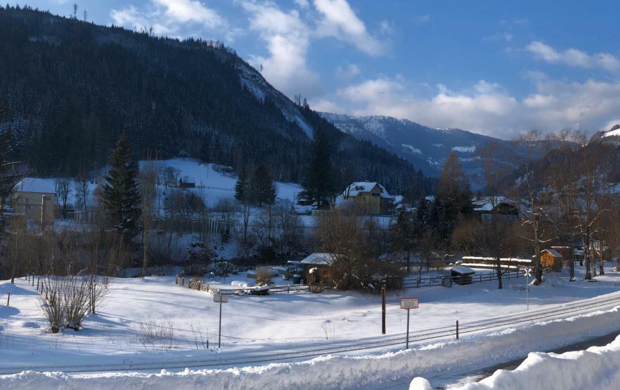Riverside Ski Apartment Ramingstein Eksteriør billede